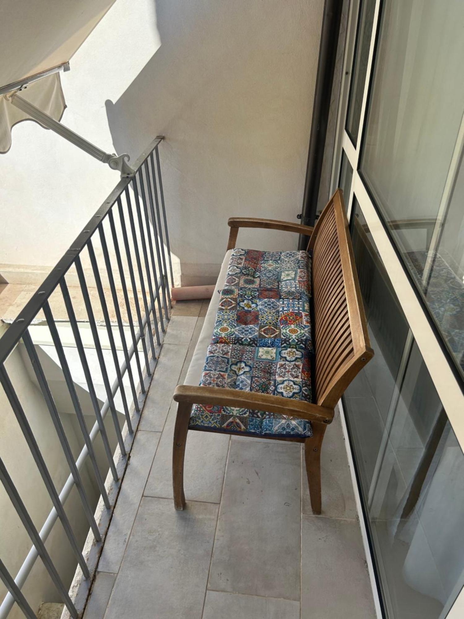 Deni'S Apartments Per 2 Con Veranda Balcone Syracuse Exterior photo